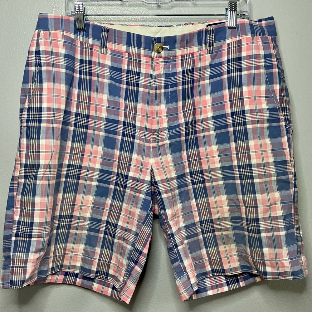 Vineyard Vines Men's Plaid‎ Shorts in Blue and Pink